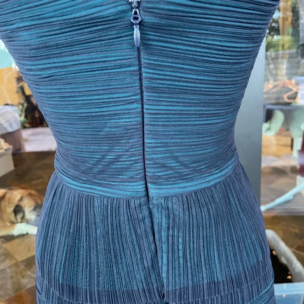 BCBG MAXAZRIA ~ Beautiful Sheer Navy over Green “Sven” Mini Dress ~ Size XS - Picture 7 of 10